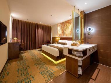 James Joyce Coffetel Xinji International Leather Trade Mall