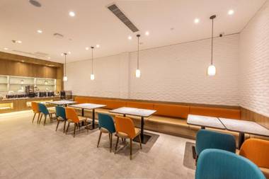 Hanting Hotel Shijiazhuang Zhengding Ancient City South Gate