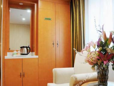 Vienna Hotel (Xinbai Plaza)