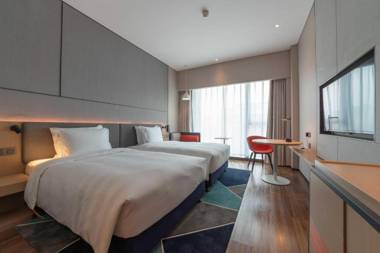 Holiday Inn Express Shenzhen Longhua an IHG Hotel