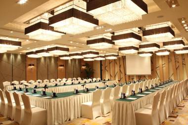 Crowne Plaza Shenzhen Longgang City Centre an IHG Hotel