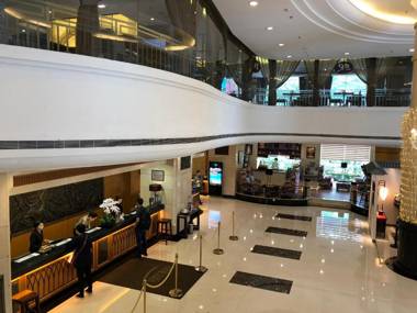 Grand Skylight Hotel Shenzhen (Huaqiang NorthBusiness Zone)