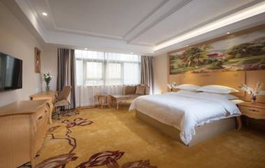 Greentree Inn Shenzhen Dongmen Business Hotel