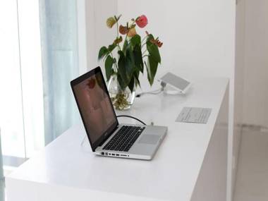 Shenzhen Dongmen Colour Hotel