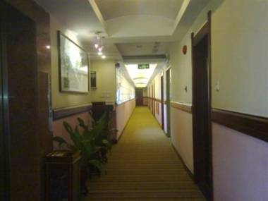Zhenxing Hotel