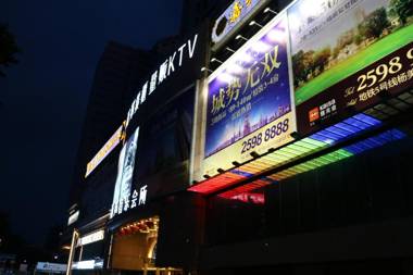 Shenzhen Style Apartment