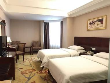 Vienna Hotel Shenzhen Yinhu Bus Station