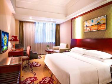 Vienna Hotel Shenzhen Bao'an Chuangye Road