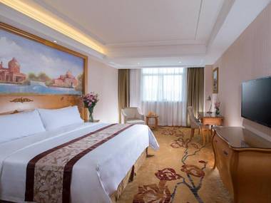 Vienna Hotel Shenzhen Kengzi Yingzhan Garden