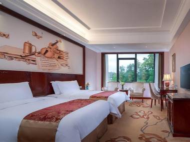 Vienna Hotel Shenzhen Longzhu