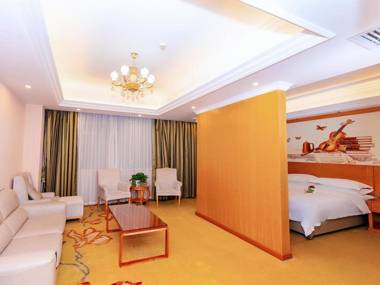 Vienna Hotel Shenzhen Longgang Ainan Road