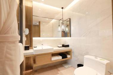 Courtyard by Marriott Shenzhen Bay