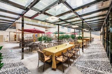 Jinzhonghuan Serviced Apartment (Shenzhen Xinhao E Du)