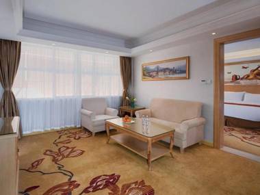 Vienna Hotel Shenzhen Longgang Baifucheng