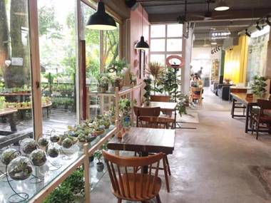 Shenzhen Loft Youth Hostel