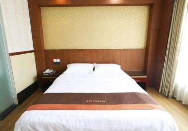 JUN Hotels Shenzhen Dapeng New District Kuiyong Street