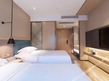 ZMAX Hotels Shenzhen Lianhuacun Metro Station