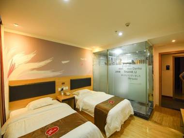 Thank Inn Chain Hotel guangdong shenzhen airport hourui metro station