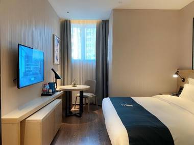 Echarm Hotel Shenzhen Honglang Beishanghe Garden