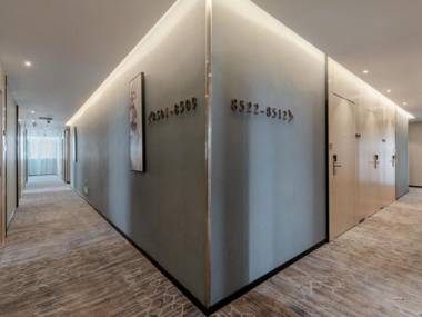 GreenTree Eastern Hotel Shenzhen Futian District Civic Center Jingtian Metro Station