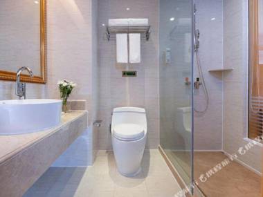 Vienna International Hotel (Dongcheng Building Lanzhu East Road Pingshan Shenzhen)