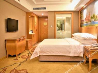 Wei Ye Na Guo Ji Jiu Dian (Shen Zhen Ji Chang Hang Cheng Dian )