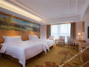 Wei Ye Na Guo Ji Jiu Dian (Shen Zhen Ji Chang Hang Cheng Dian )