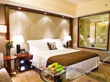 Fuqinglong Hua Tian Holiday Hotel
