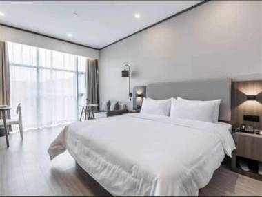 Hanting Hotel Shenzhen Huaqiangbei Science Museum Metro Station