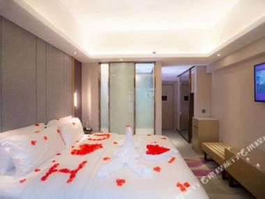 Lavande Hotel (Shenzhen Airport Fuyong Metro Station)