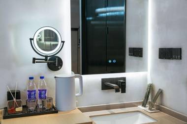 LIA Hotel Xili Branch