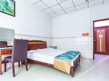 Fengxin Business Hostel