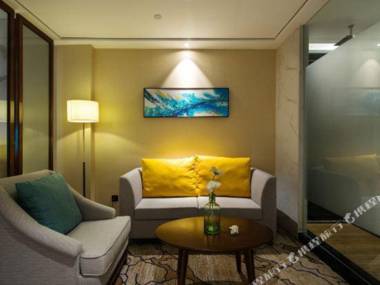 Leyizhu Wuren Smart Hotel (Shenzhen Yantian Shatoujiao)