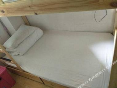 Guomao Youth Hostel (Shenzhen Railway Station)