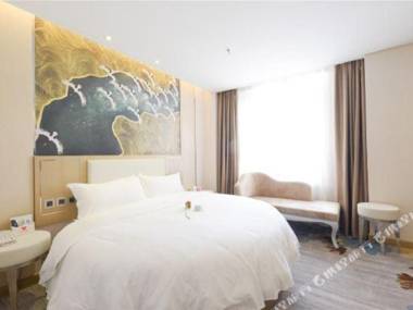 Shui Jing Lian Zhu Ti Jiu Dian (Shen Zhen Shang Mei Lin Di Tie Zhan Dian )