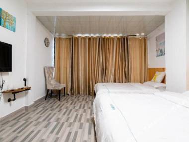 Shen Zhen Da Peng Jiao Chang Wei Xiao Bao Bei Hai Bian Inn