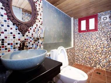 Mianbaoshu Theme Hostel