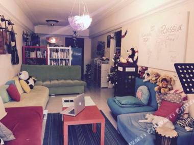 Wow Holiday Youth Hostel