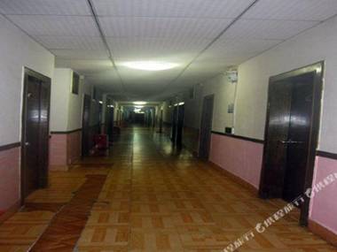 Yuelai Hostel