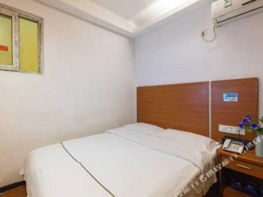 Fengdu Hostel
