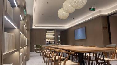 Ji Hotel Shenzhen Convention and Exhibition Center Gangxia Metro Station