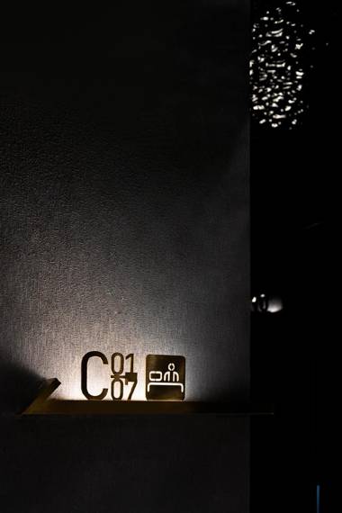 LIA力亚酒店（深圳前海宝安中心翻身地铁站店）