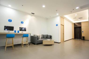 Hanting Hotel Shenyang Santaizi Metro Station