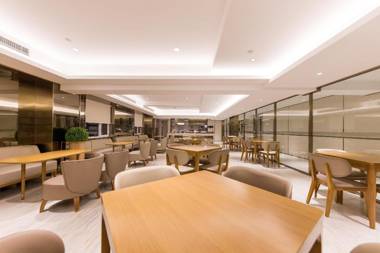 Ji Hotel Shenyang Qigong Street Metro Station