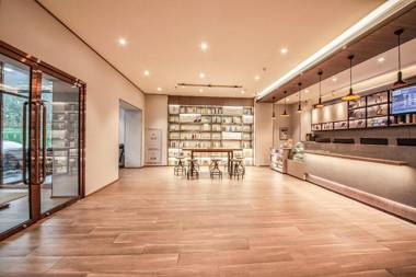 Hanting Hotel Shenyang Railway Station Dong Square