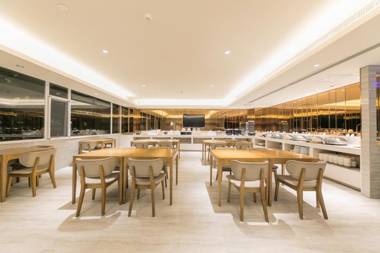 Hanting Hotel Xinchang Dafo Temple