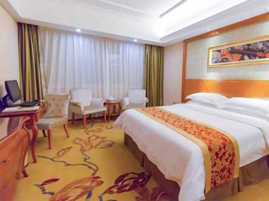 Vienna Hotel Chaoyang High-Speed Train Station