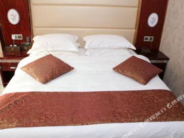 Jinle Leisure Clubhouse Hotel