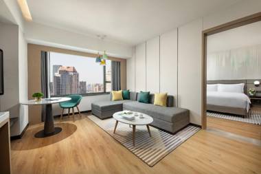 Holiday Inn Shanghai Nanjing Road an IHG Hotel