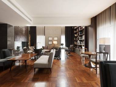 Les Suites Orient Bund Shanghai